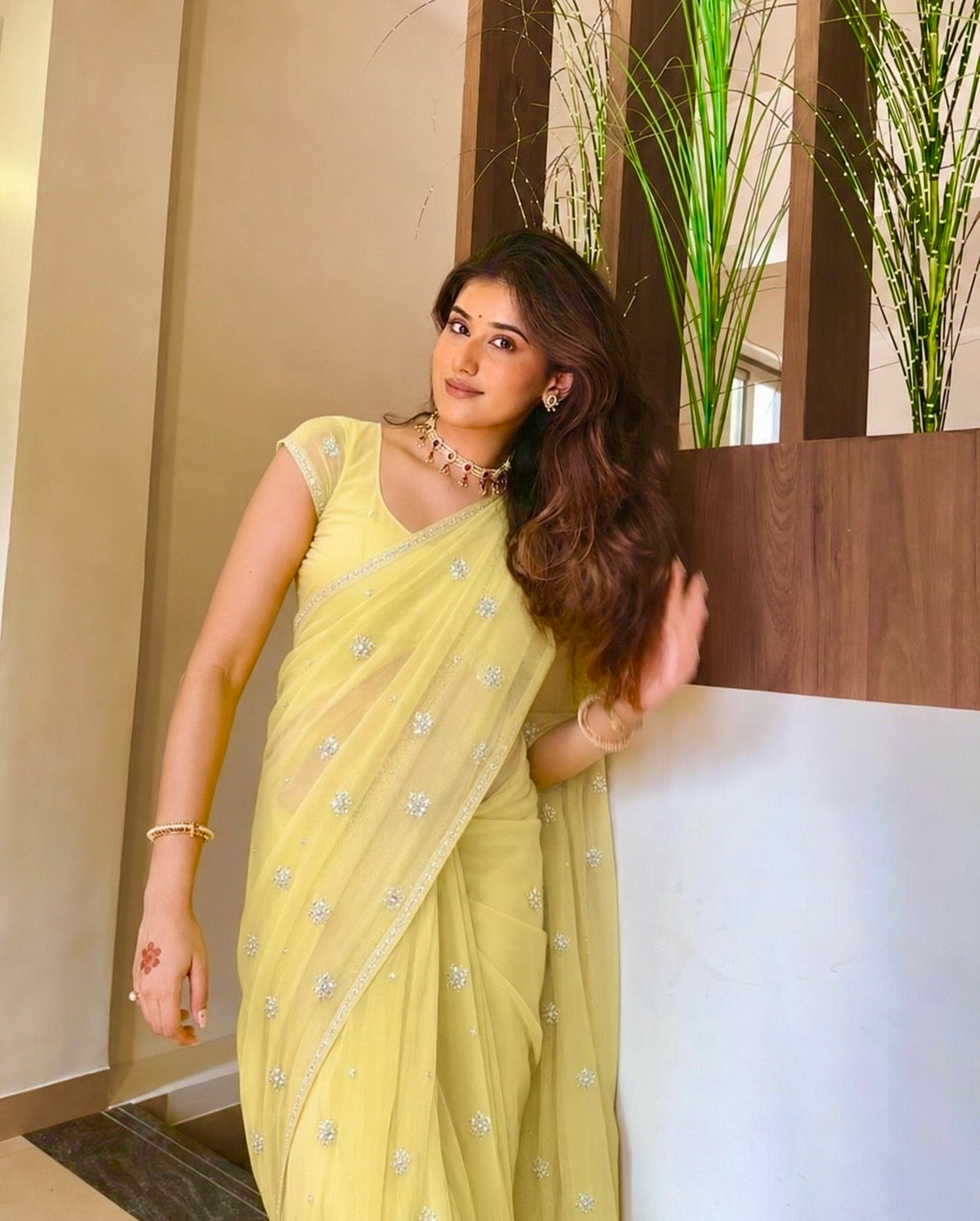 Sitaron ki Mehfil- Lemon Yellow