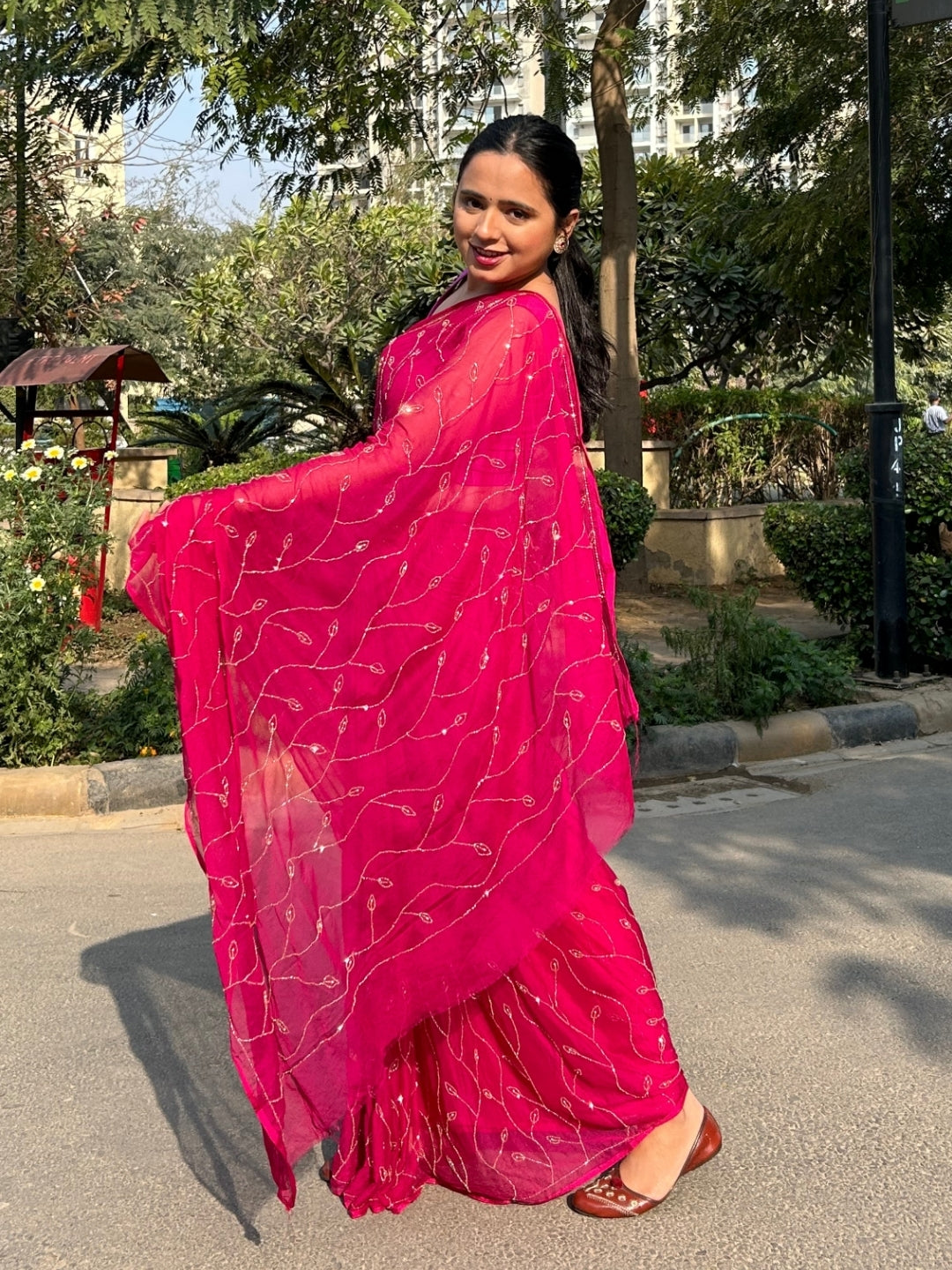 Raina- Magenta Pre-Pleated Saree