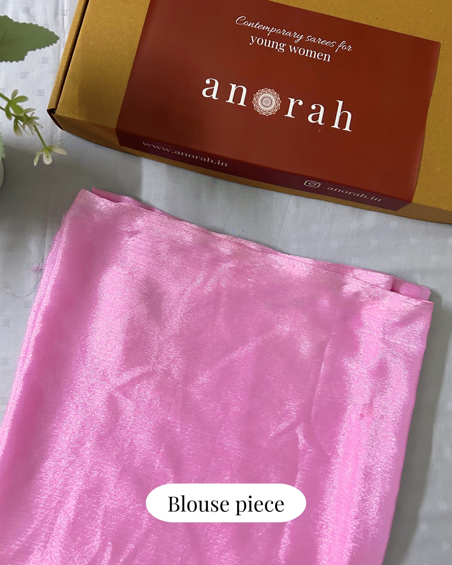Plain Light Pink Chiffon Saree