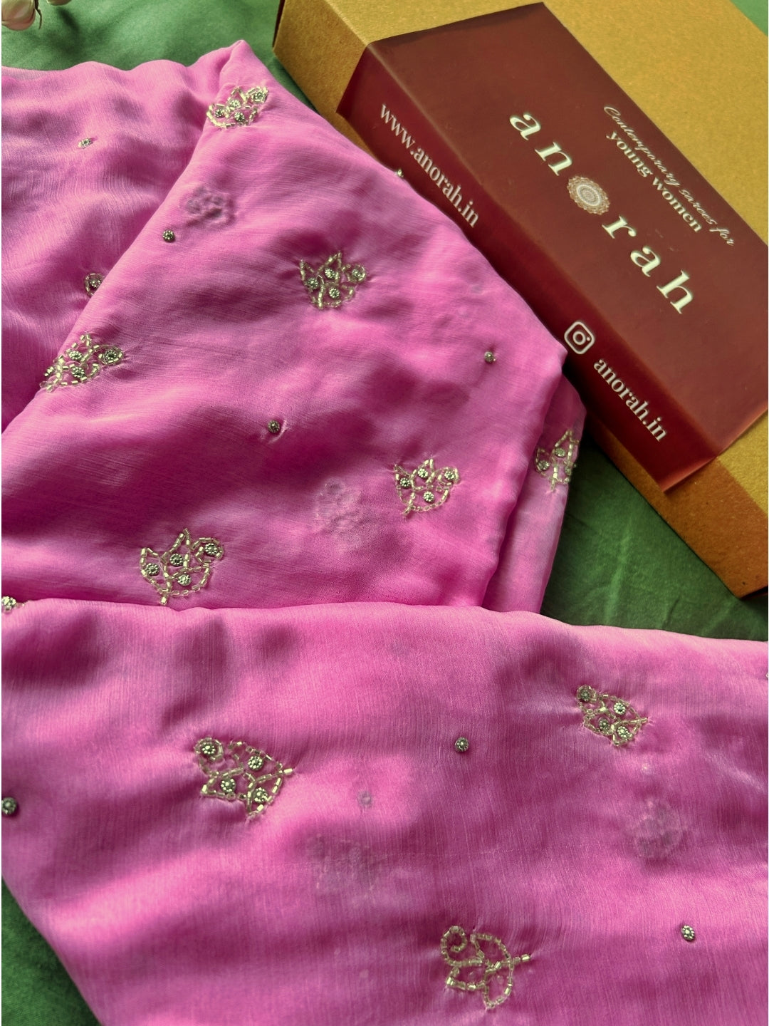 Sitaron ki Mehfil- Mauve Pre-Pleated Saree