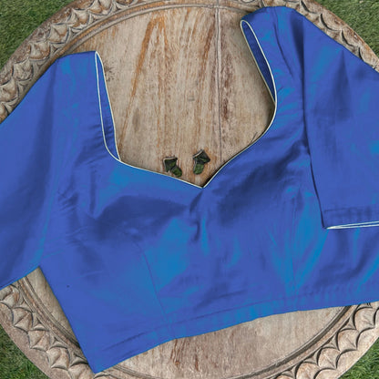 Sweet heart neck padded blouse- half sleeves