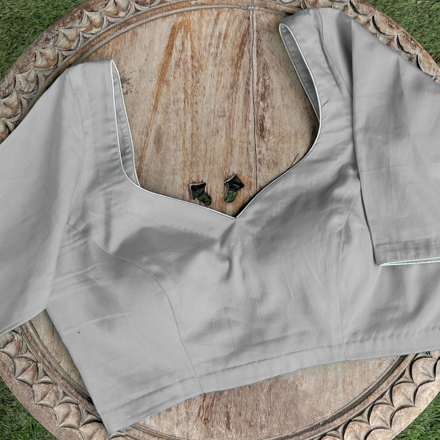 Sweet heart neck padded blouse- half sleeves