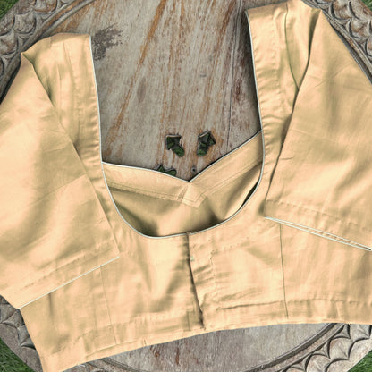 Sweet heart neck padded blouse- half sleeves