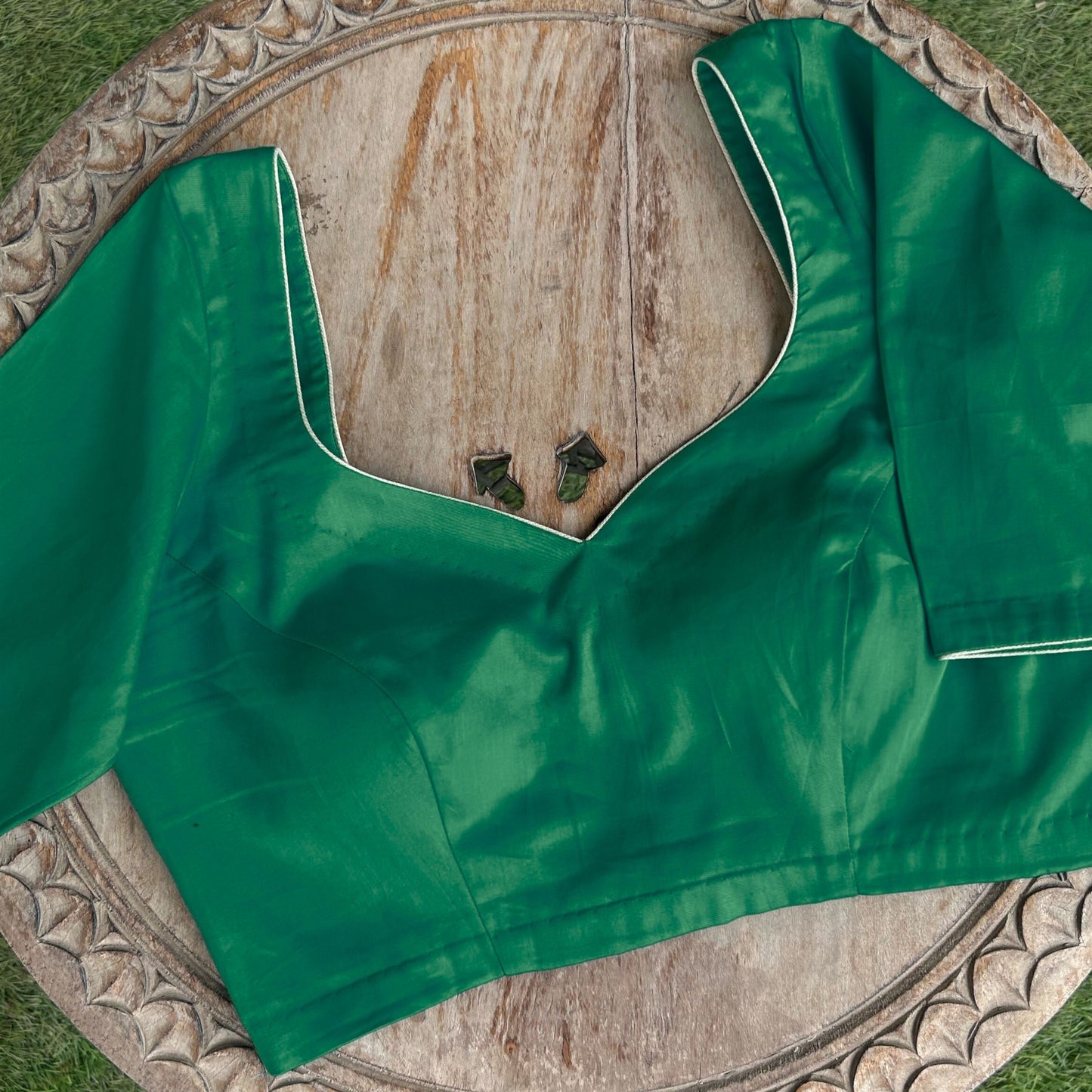 Sweet heart neck padded blouse- half sleeves