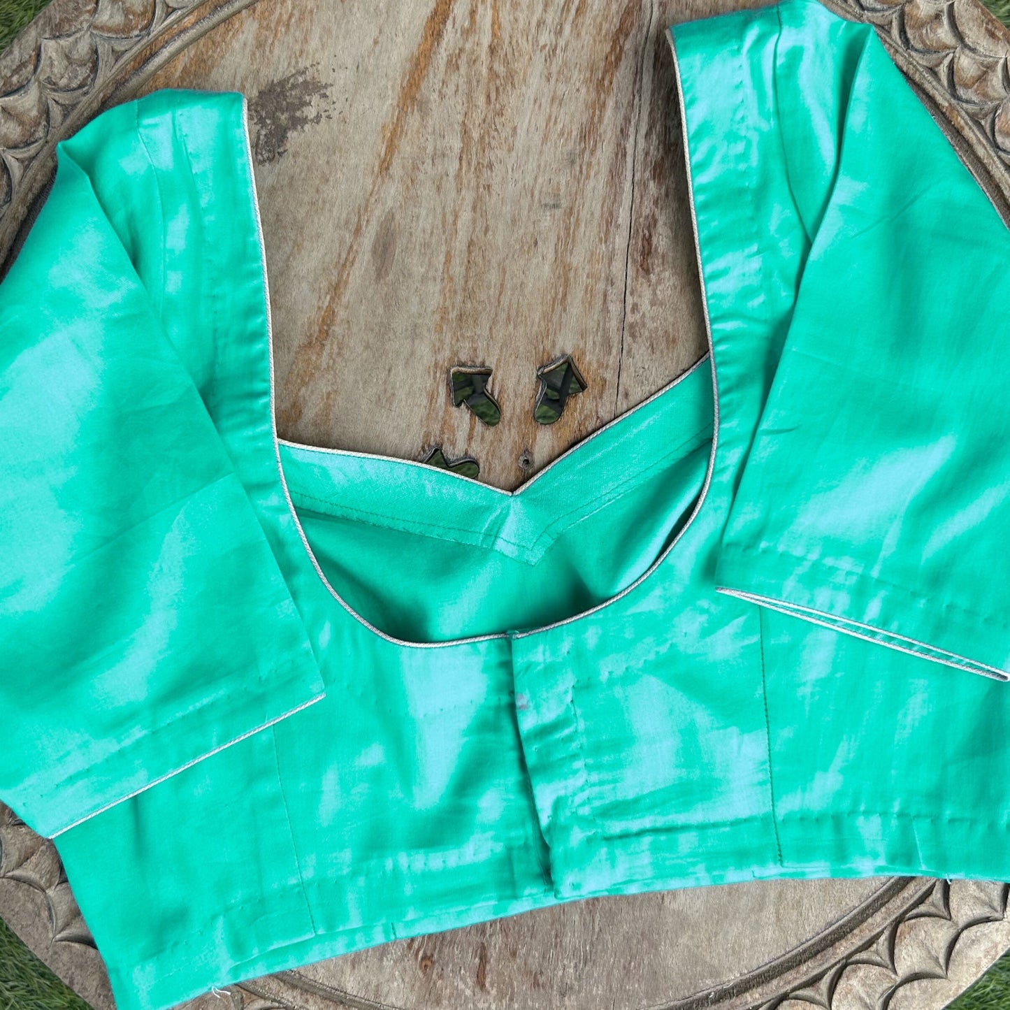 Sweet heart neck padded blouse- half sleeves